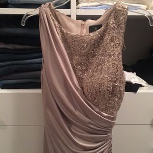 Adrianna papelle dress